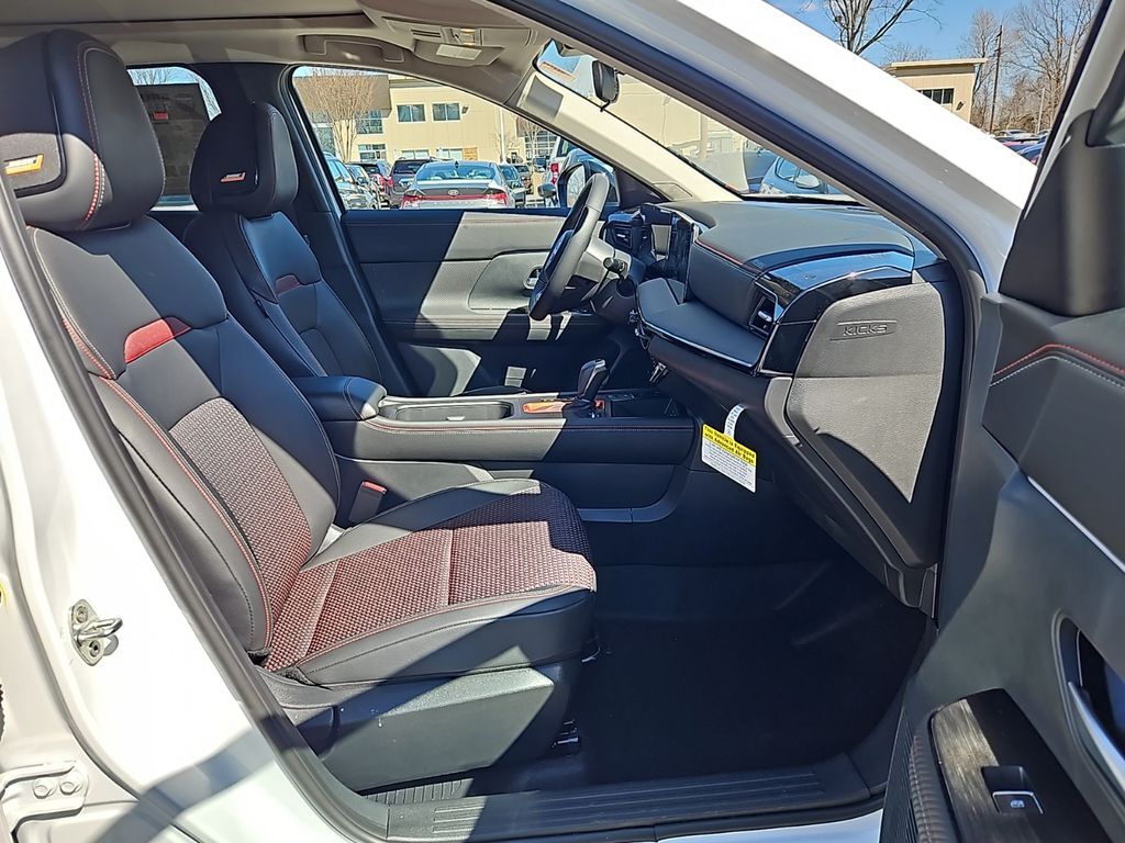 2026 Nissan Kicks SR Hunt Valley MD
