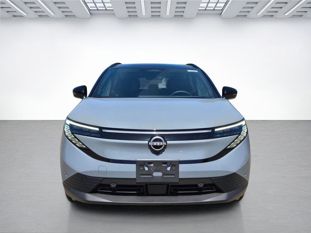 2026 Nissan LEAF PLATINUM+