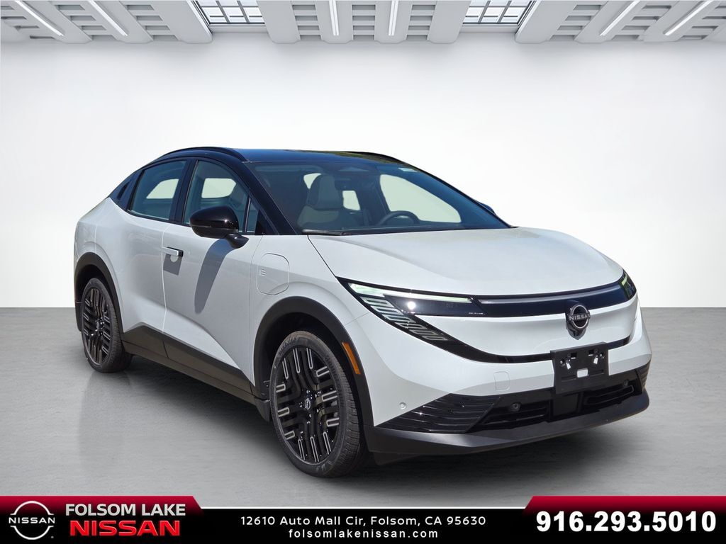 2026 Nissan LEAF PLATINUM+
