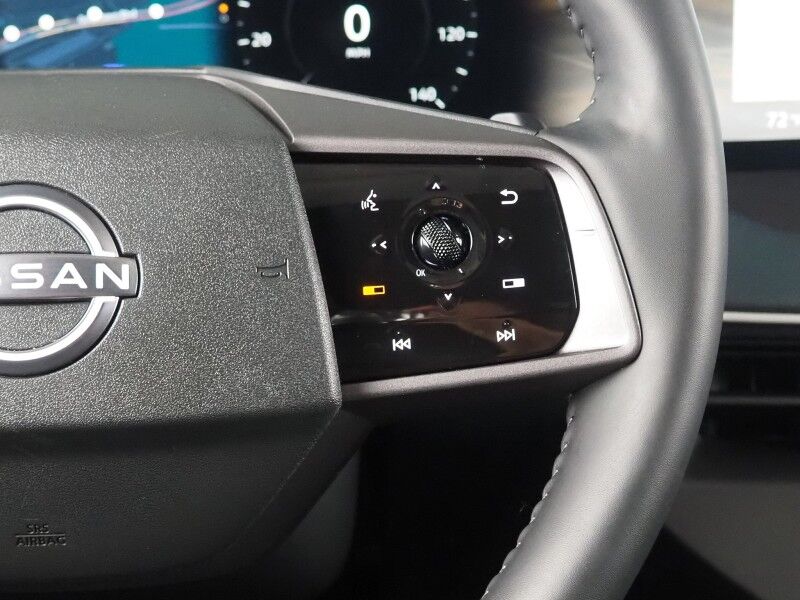 2026 Nissan LEAF PLATINUM+ *HEADS-UP DISPLAY, NAVIGATION, ADAPTIVE CRUISE, SAFETY ALERTS, 360 VIEW CAMERAS, COLOR TOUCHSCREEN, PANO GLASS ROOF, HEATED SEATS/STEERING, POWER LIFTGATE, BOSE, WIRELESS CHARGING, ANDROID & APPLE Round Rock TX
