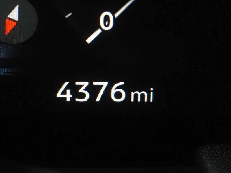 2026 Nissan LEAF PLATINUM+ *HEADS-UP DISPLAY, NAVIGATION, ADAPTIVE CRUISE, SAFETY ALERTS, 360 VIEW CAMERAS, COLOR TOUCHSCREEN, PANO GLASS ROOF, HEATED SEATS/STEERING, POWER LIFTGATE, BOSE, WIRELESS CHARGING, ANDROID & APPLE Round Rock TX