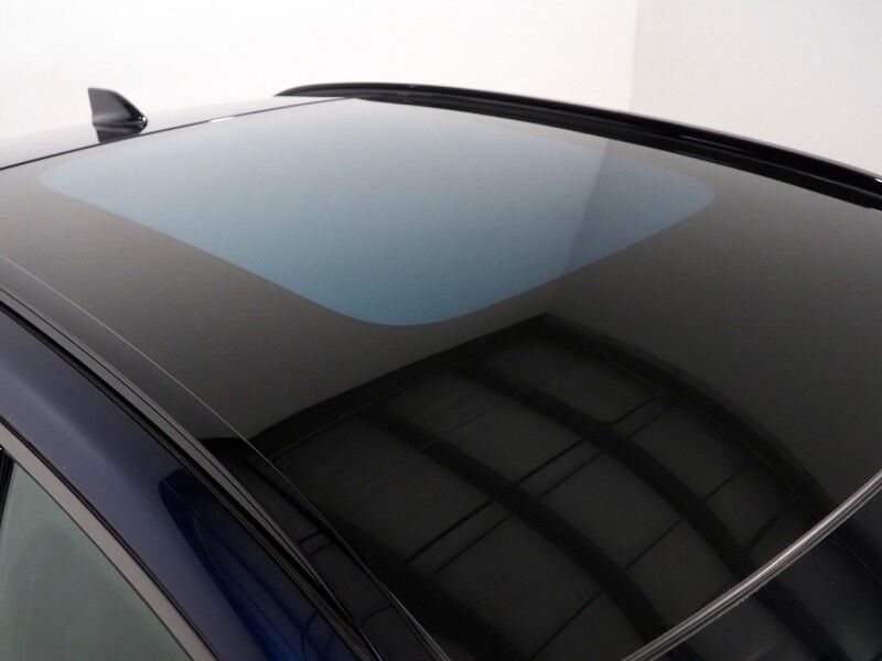 2026 Nissan LEAF PLATINUM+ *HEADS-UP DISPLAY, NAVIGATION, ADAPTIVE CRUISE, SAFETY ALERTS, 360 VIEW CAMERAS, COLOR TOUCHSCREEN, PANO GLASS ROOF, HEATED SEATS/STEERING, POWER LIFTGATE, BOSE, WIRELESS CHARGING, ANDROID & APPLE Round Rock TX