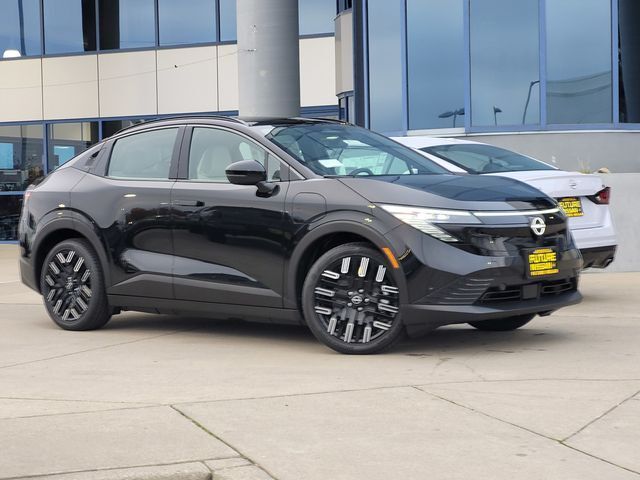 2026 Nissan LEAF PLATINUM+