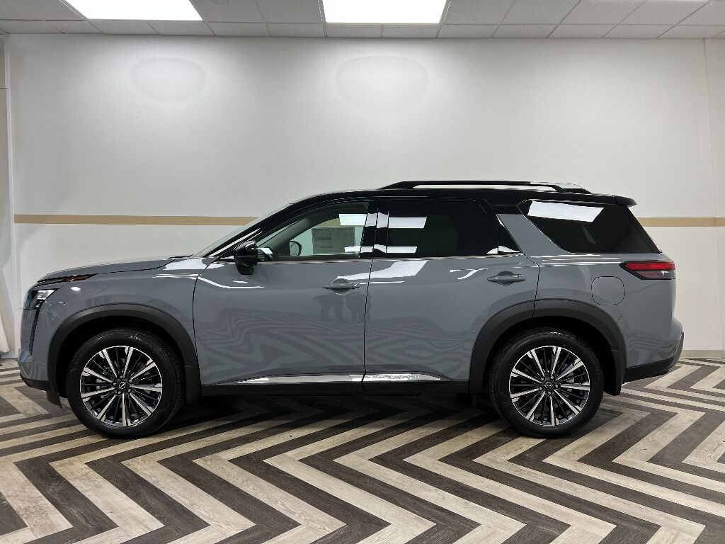 2026 Nissan Pathfinder Platinum Gasoline