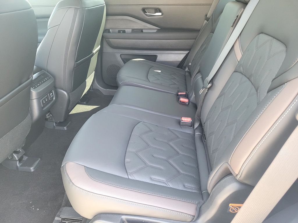 2026 Nissan Pathfinder Platinum Folsom CA