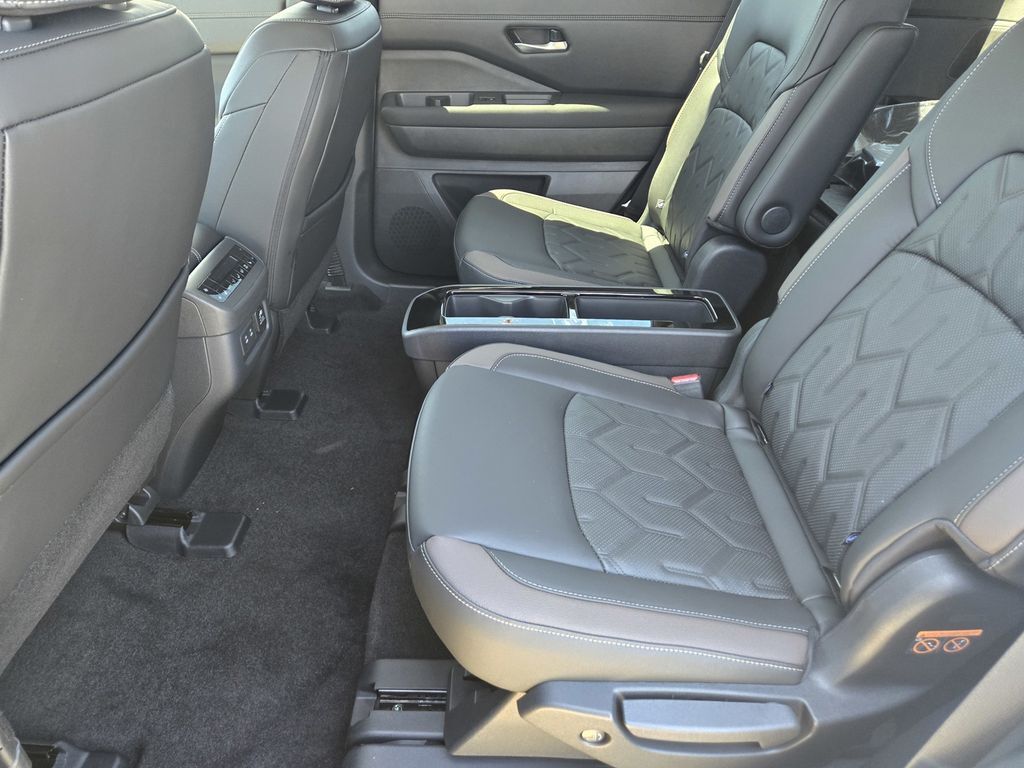 2026 Nissan Pathfinder Platinum Folsom CA