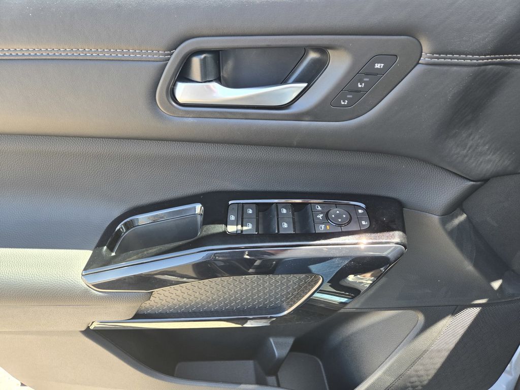 2026 Nissan Pathfinder Platinum Folsom CA