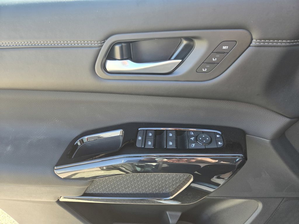 2026 Nissan Pathfinder Platinum Folsom CA
