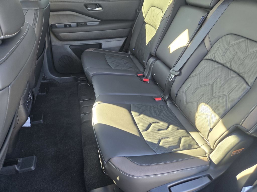 2026 Nissan Pathfinder Platinum Folsom CA