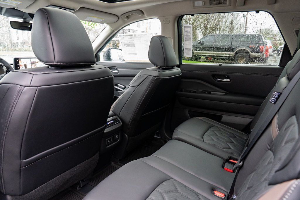 2026 Nissan Pathfinder Platinum Beaverton OR