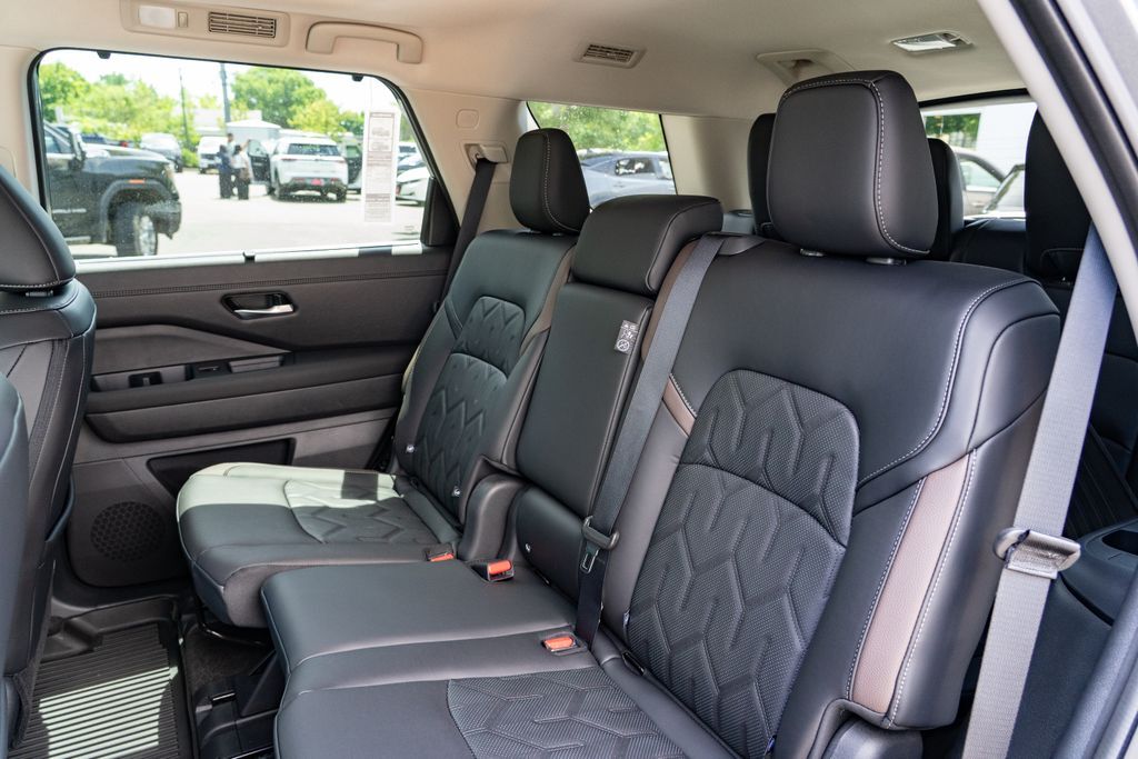 2026 Nissan Pathfinder Platinum Beaverton OR