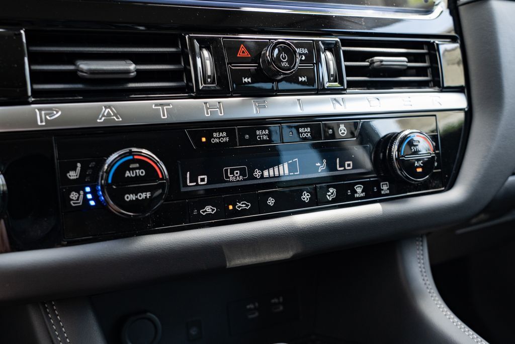 2026 Nissan Pathfinder Platinum Beaverton OR
