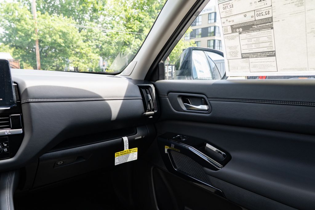 2026 Nissan Pathfinder Platinum Beaverton OR