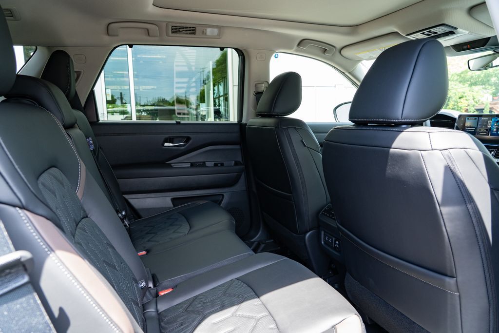 2026 Nissan Pathfinder Platinum Beaverton OR
