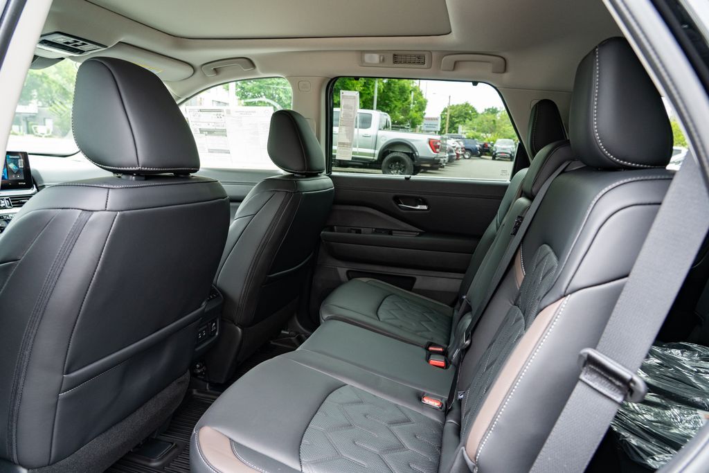 2026 Nissan Pathfinder Platinum Beaverton OR
