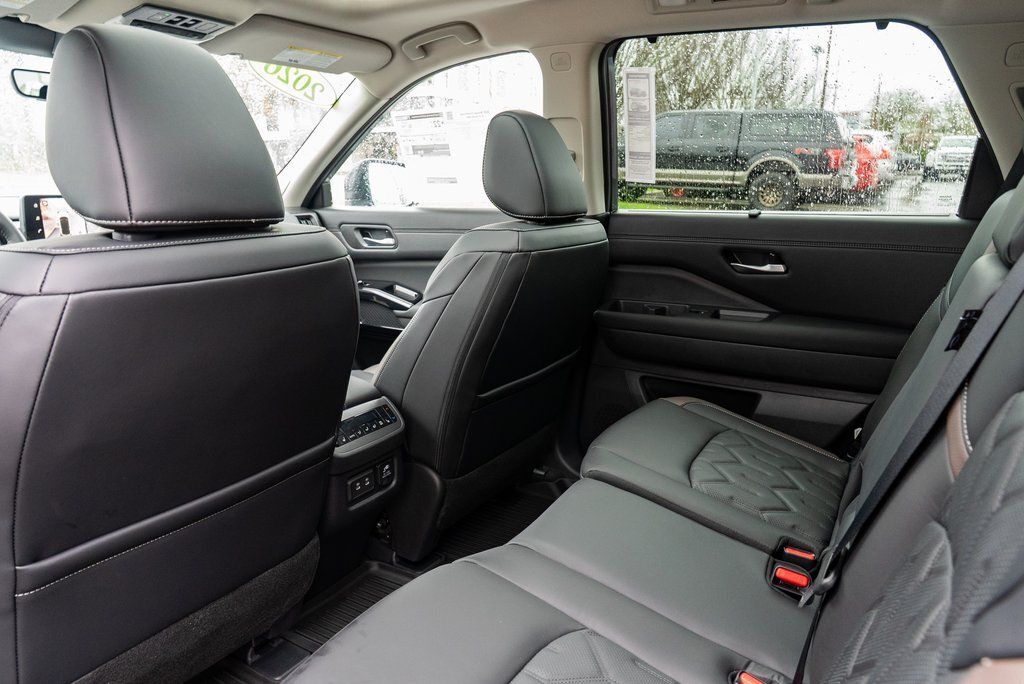 2026 Nissan Pathfinder Platinum Beaverton OR