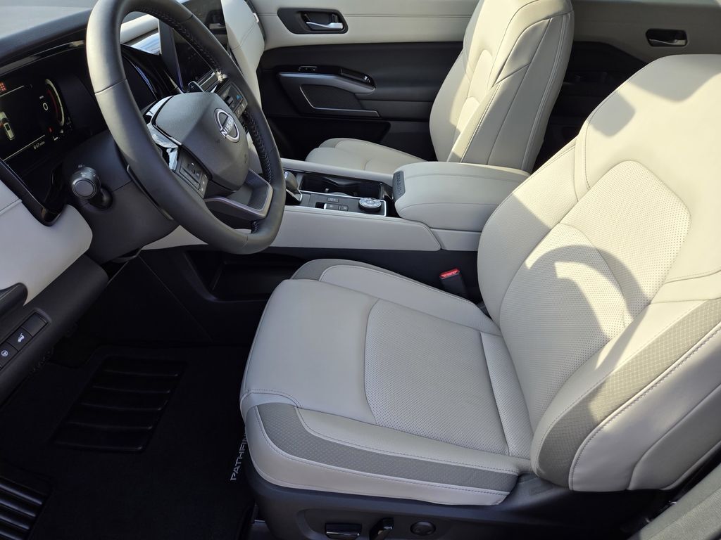 2026 Nissan Pathfinder SL Folsom CA