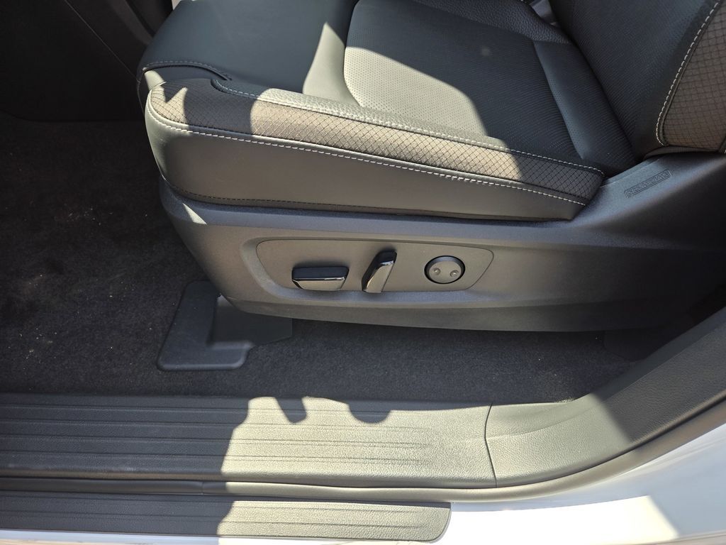 2026 Nissan Pathfinder SL Folsom CA