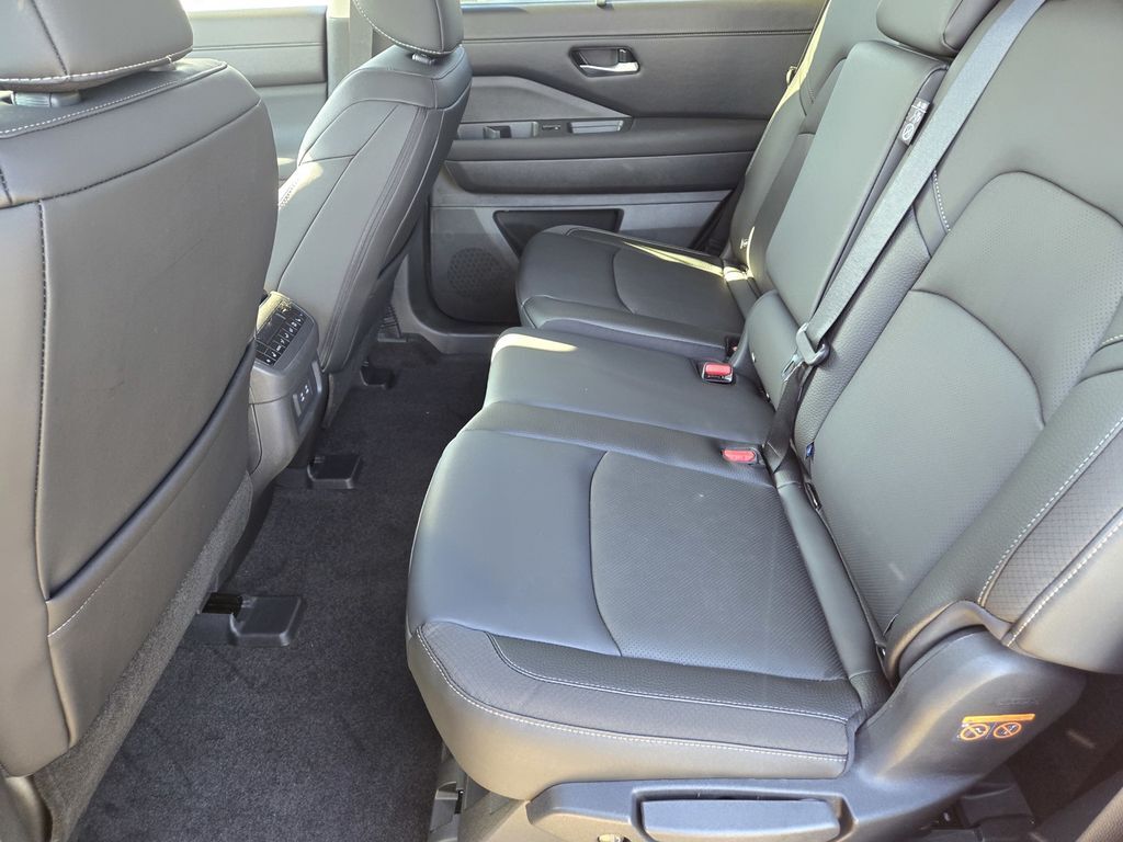 2026 Nissan Pathfinder SL Folsom CA