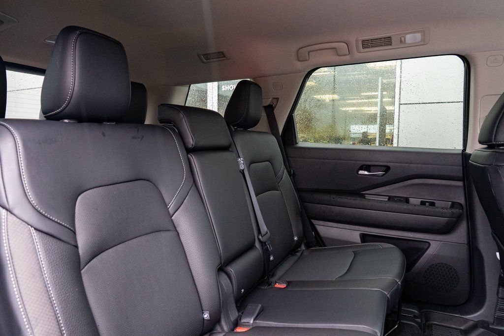 2026 Nissan Pathfinder SL Beaverton OR