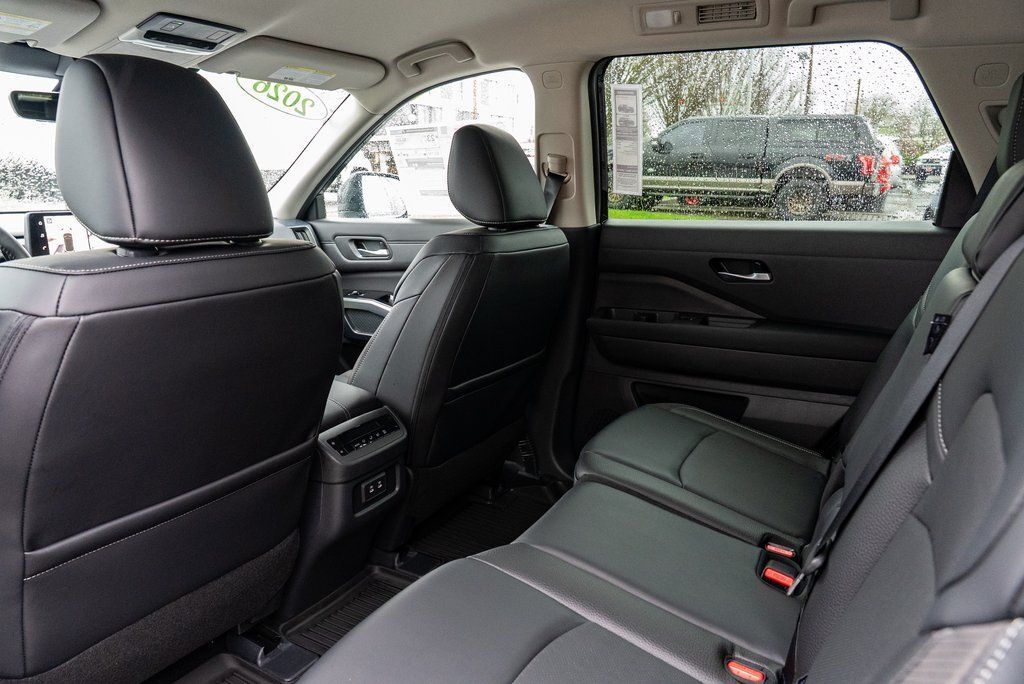 2026 Nissan Pathfinder SL Beaverton OR