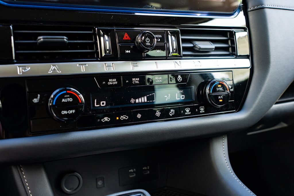 2026 Nissan Pathfinder SL Beaverton OR