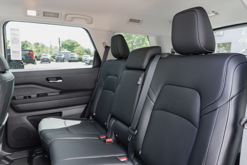 2026 Nissan Pathfinder SL Beaverton OR
