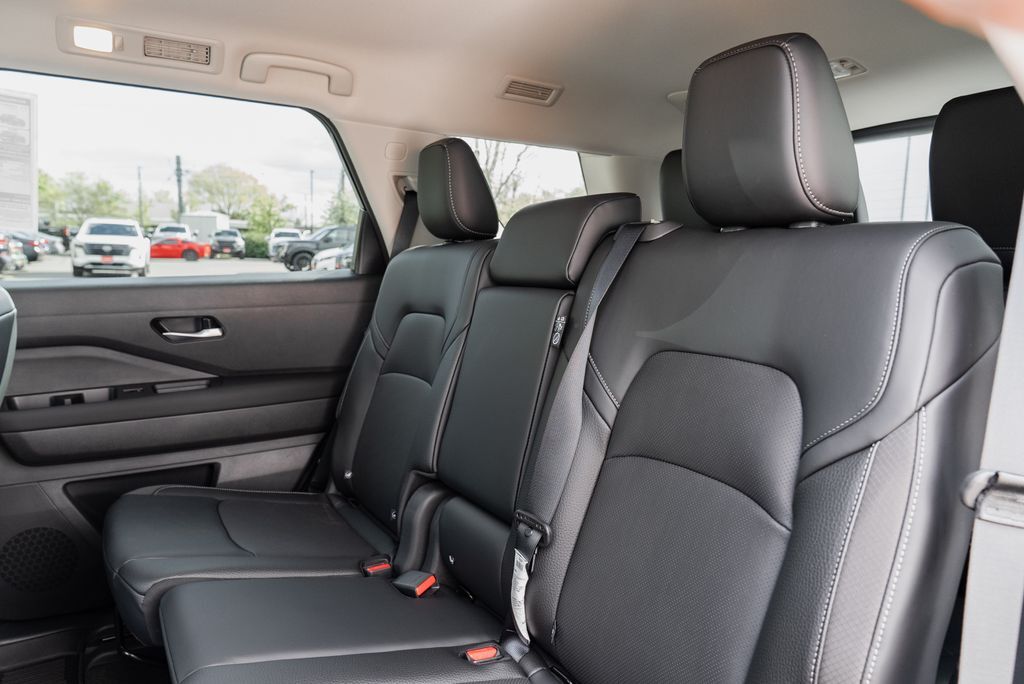 2026 Nissan Pathfinder SL Beaverton OR