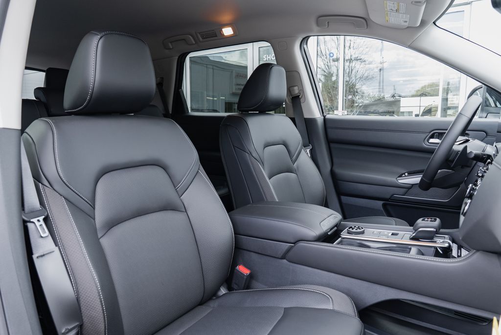 2026 Nissan Pathfinder SL Beaverton OR