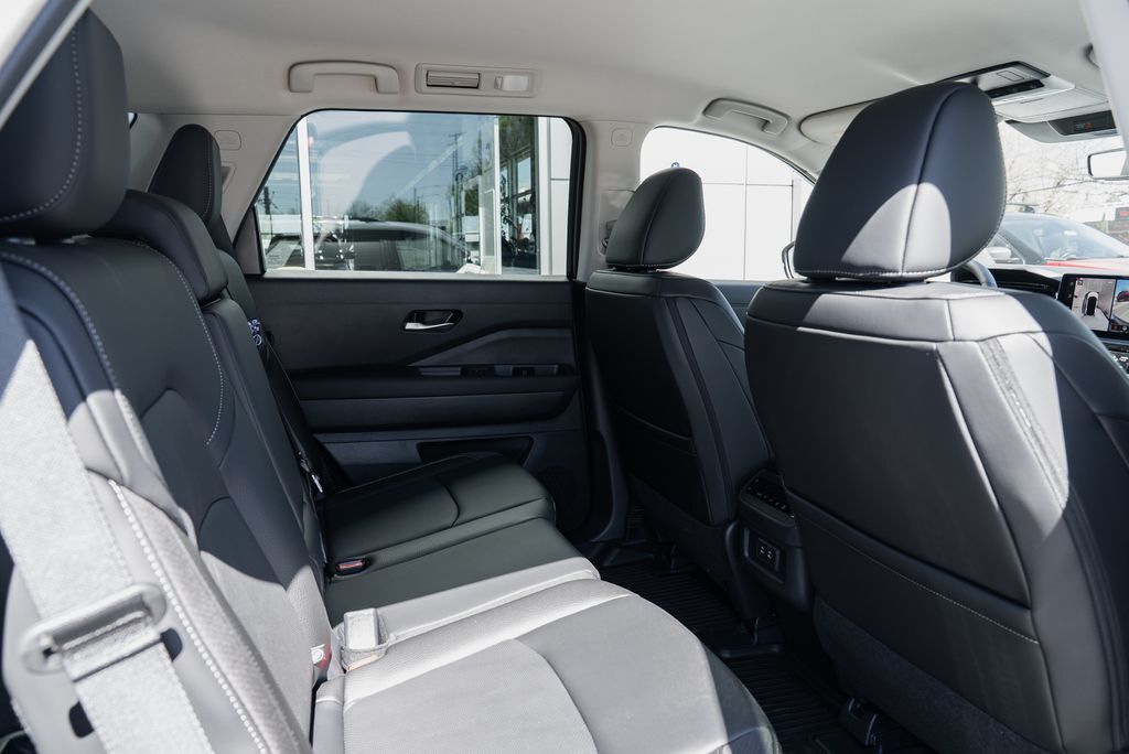 2026 Nissan Pathfinder SL Beaverton OR