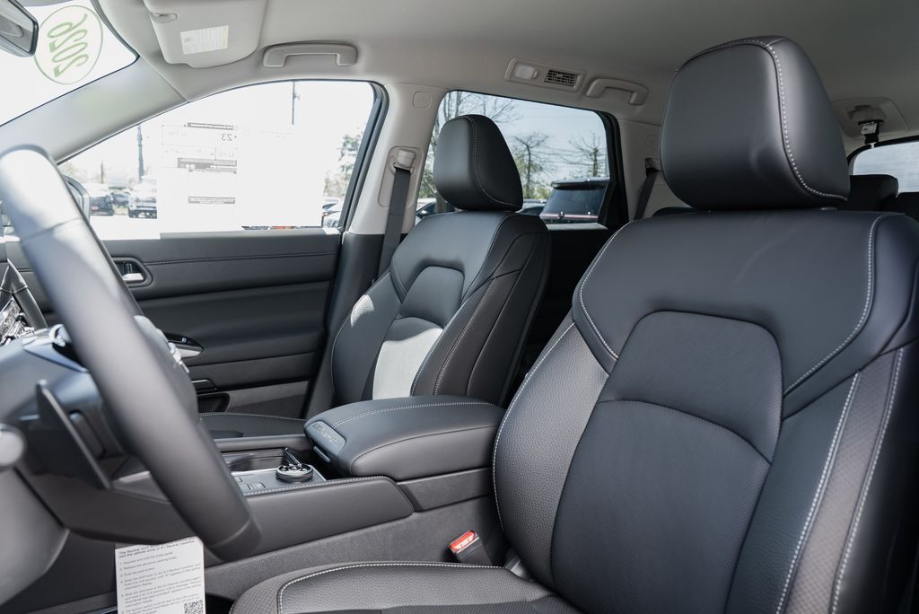 2026 Nissan Pathfinder SL Beaverton OR