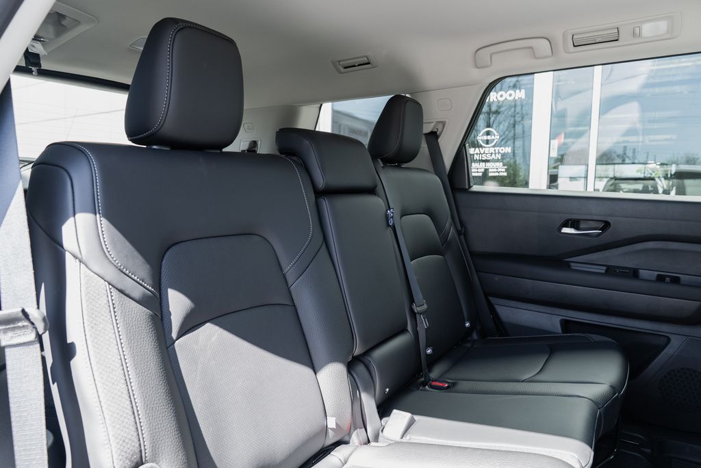 2026 Nissan Pathfinder SL Beaverton OR