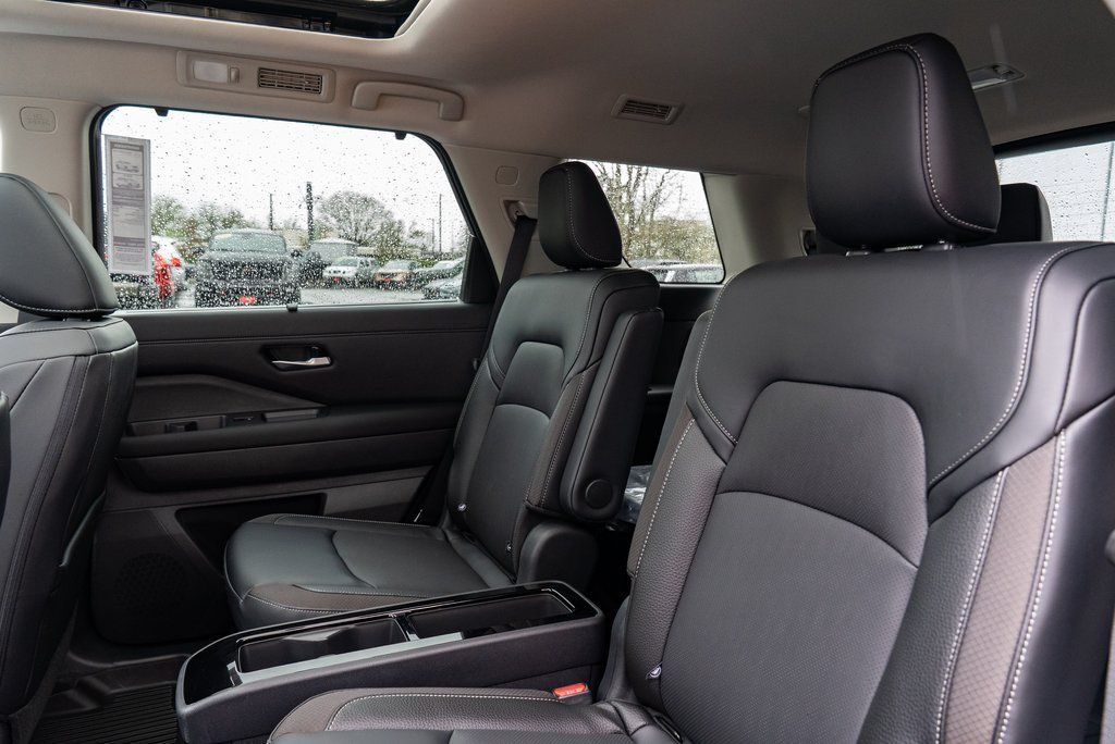 2026 Nissan Pathfinder SL Beaverton OR