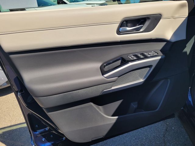2026 Nissan Pathfinder SL Roseville CA