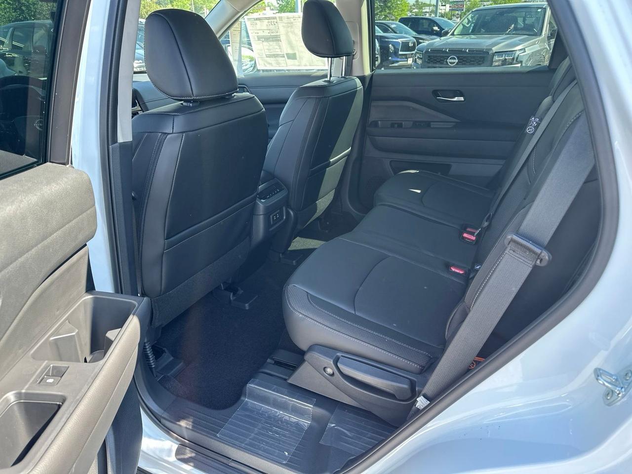 2026 Nissan Pathfinder SL Glen Burnie MD