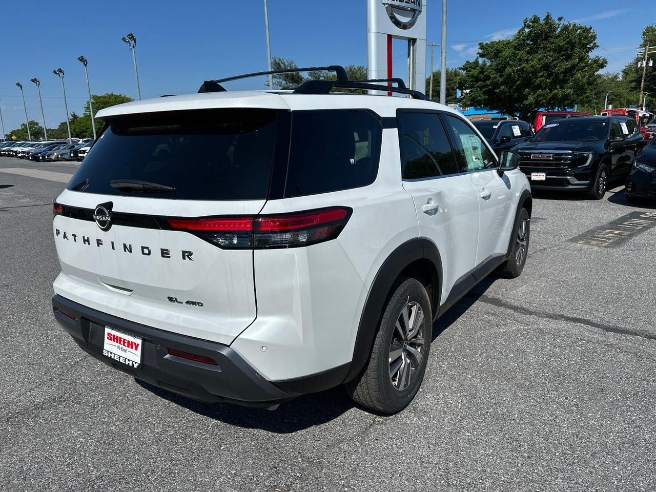 2026 Nissan Pathfinder SL Glen Burnie MD