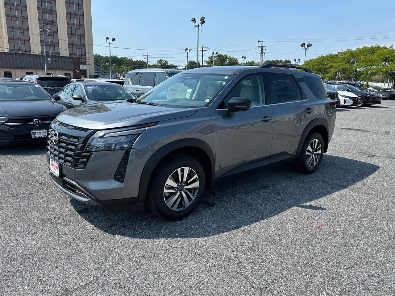 2026 Nissan Pathfinder SL Glen Burnie MD