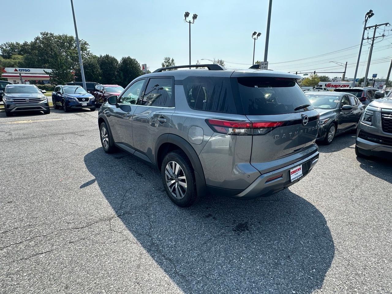 2026 Nissan Pathfinder SL Glen Burnie MD