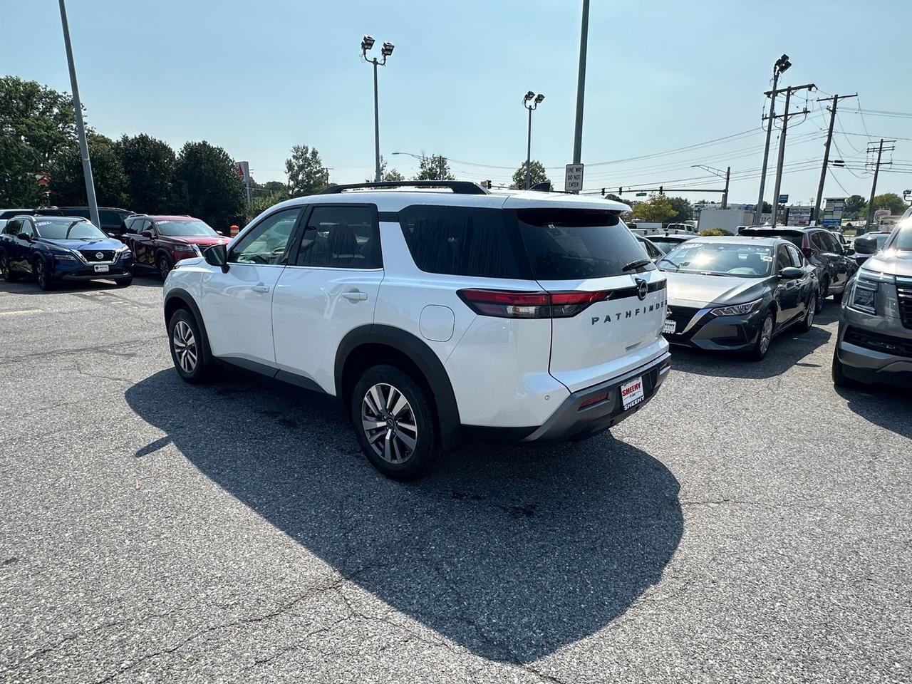2026 Nissan Pathfinder SL Glen Burnie MD