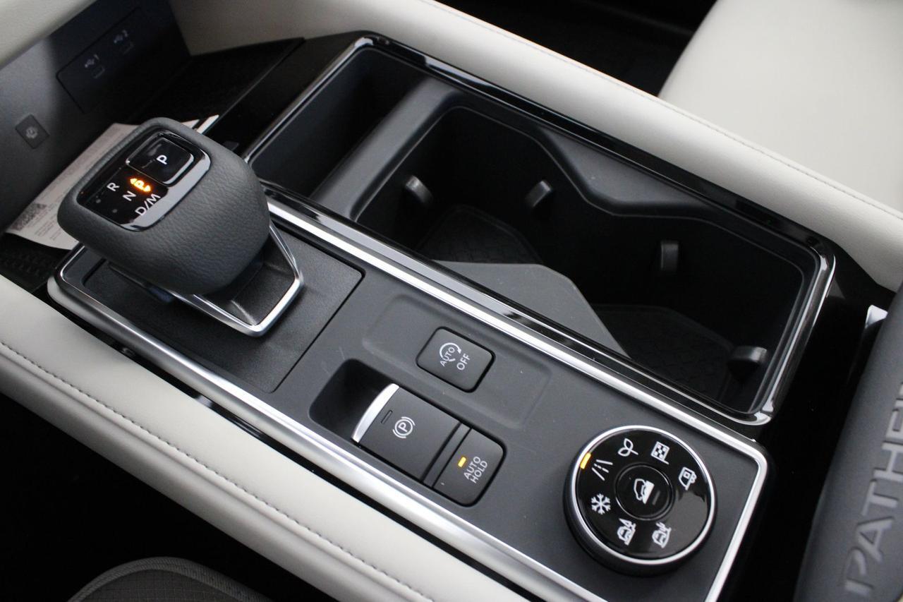 2026 Nissan Pathfinder SL Glen Burnie MD
