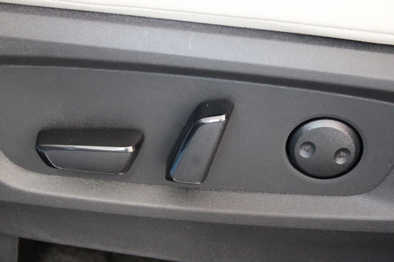 2026 Nissan Pathfinder SL Glen Burnie MD
