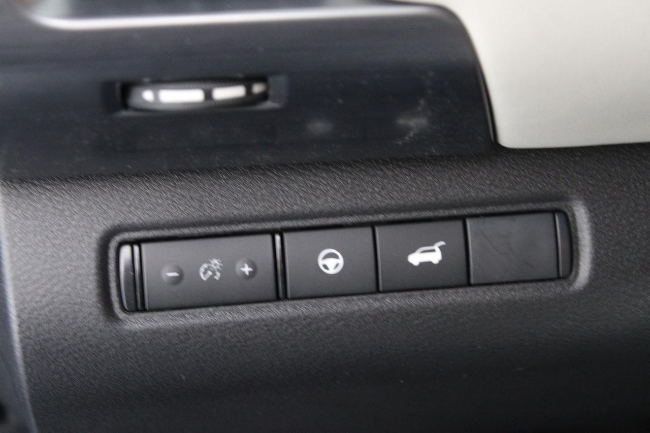 2026 Nissan Pathfinder SL Glen Burnie MD