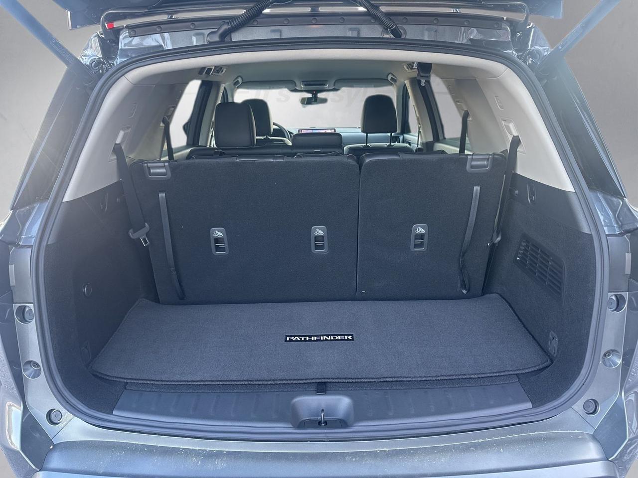 2026 Nissan Pathfinder SL Glen Burnie MD