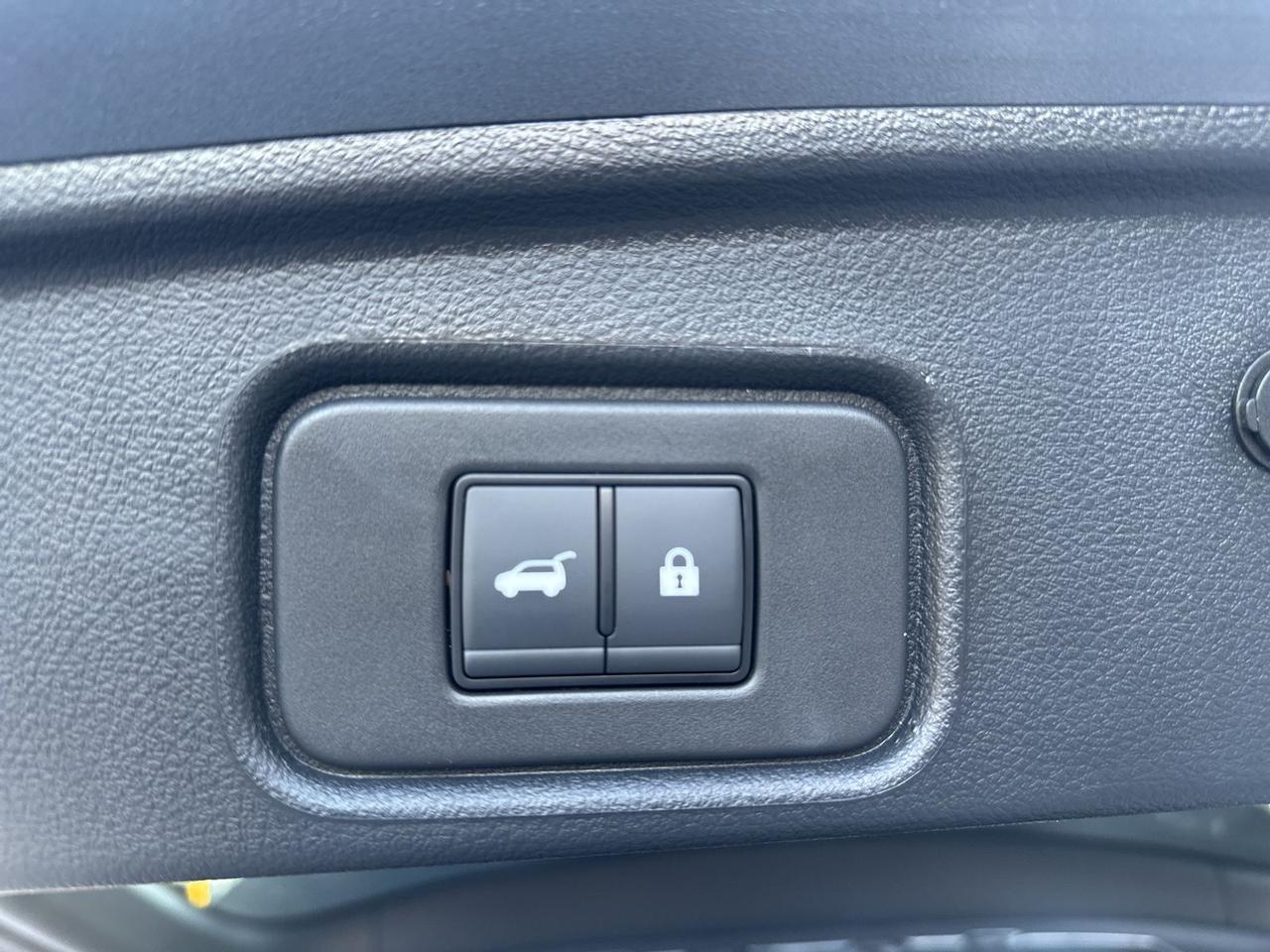 2026 Nissan Pathfinder SL Glen Burnie MD