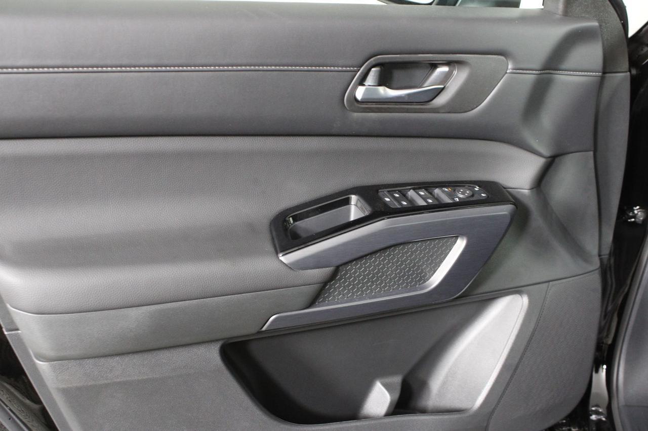 2026 Nissan Pathfinder SL Manassas VA