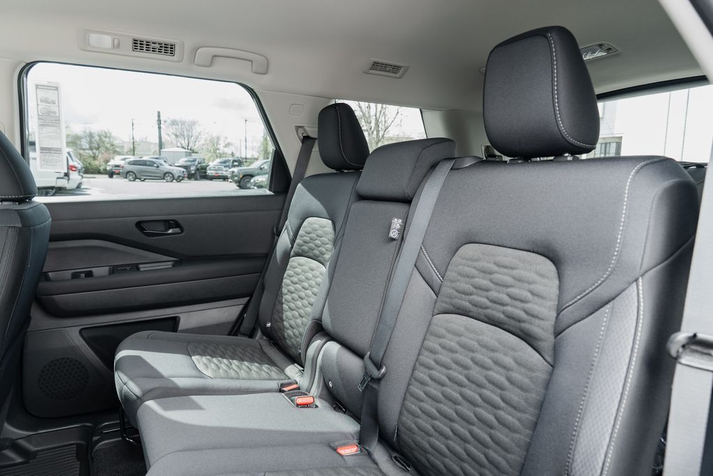 2026 Nissan Pathfinder SV Beaverton OR