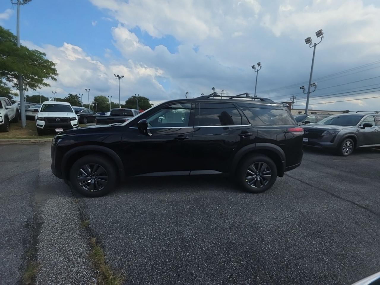 2026 Nissan Pathfinder SV Glen Burnie MD