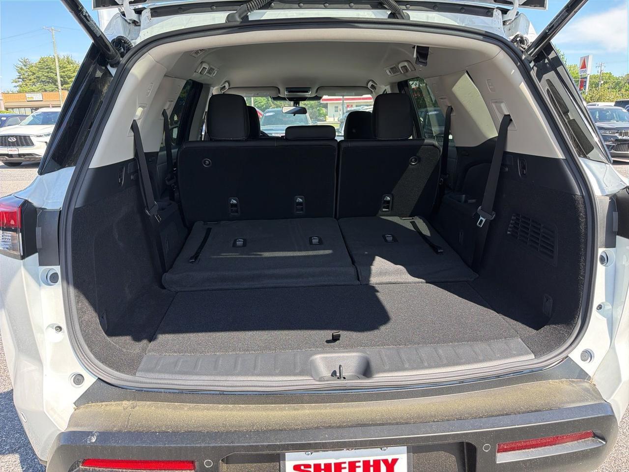 2026 Nissan Pathfinder SV Glen Burnie MD