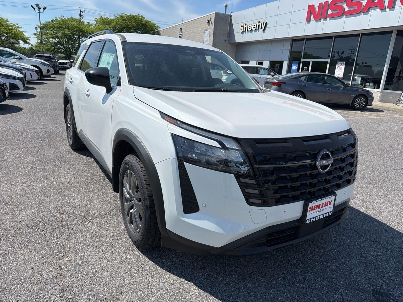 2026 Nissan Pathfinder SV