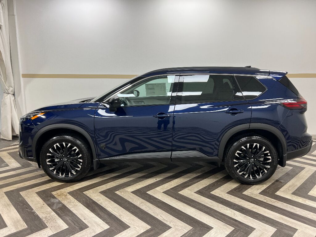 2026 Nissan Rogue Dark Armor Gasoline